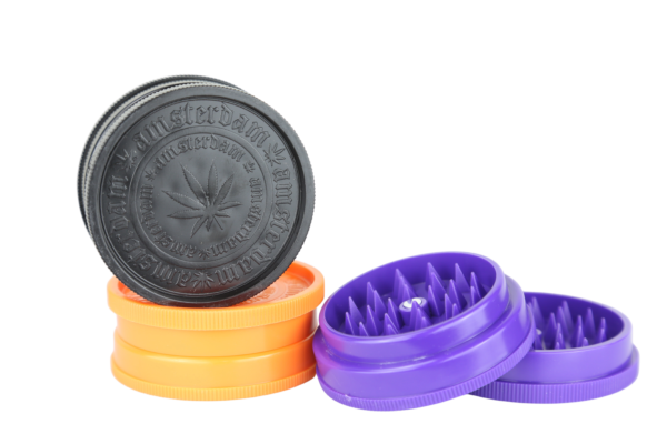grinder plastique à pointe pyramidale